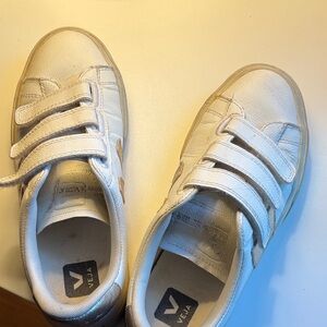 Veja Woman’s White Leather Velcro Sneakers with Gold Star